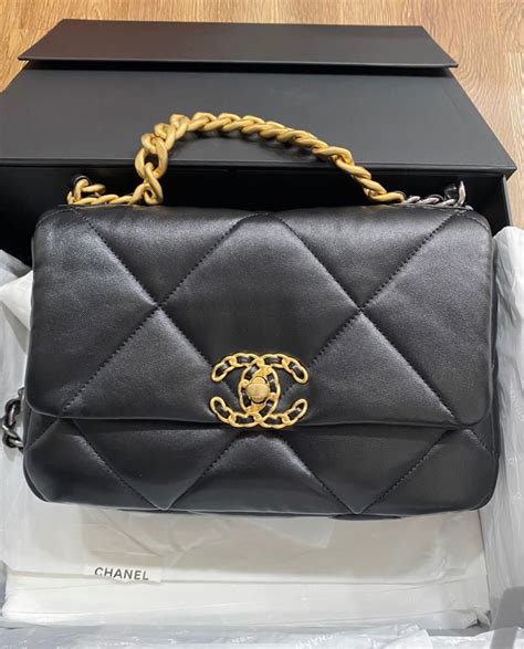 chanel c19 small